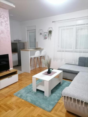 Apartman Prelo